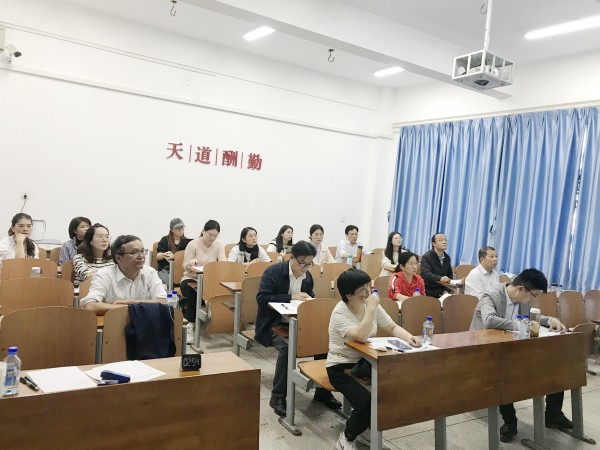 武昌理工学院马克思主义学院举行学习宣传贯彻党的二十大精神青年教师教学竞赛(图4)